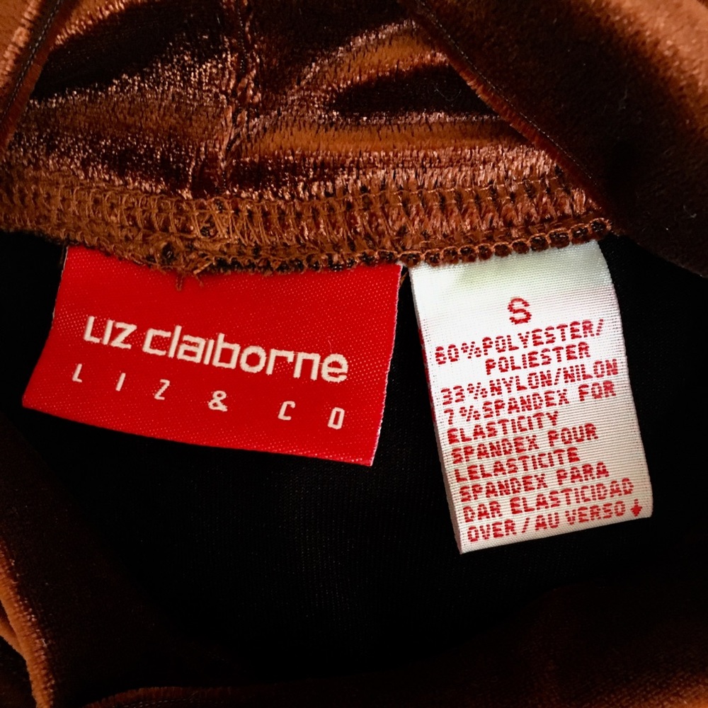 Top - Picture 2 of 3